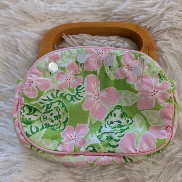 Lilly Pulitzer Handbags - Vintage Lilly Pulitzer Bermuda Bag Mini 7" Pink Green White Lion